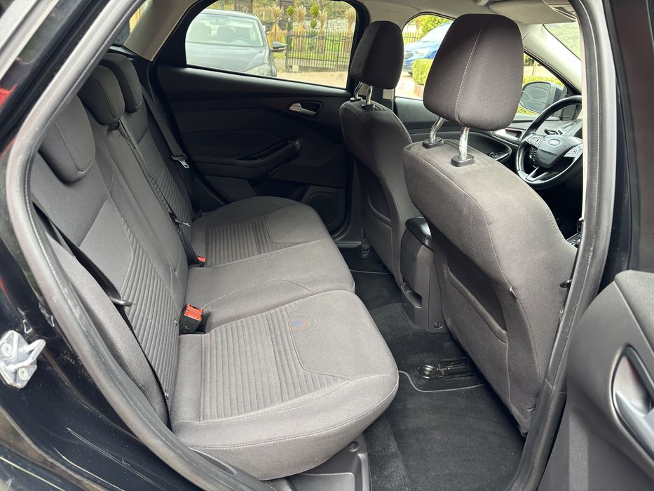 Ford Focus  lift  2014 rok Stan idealny
