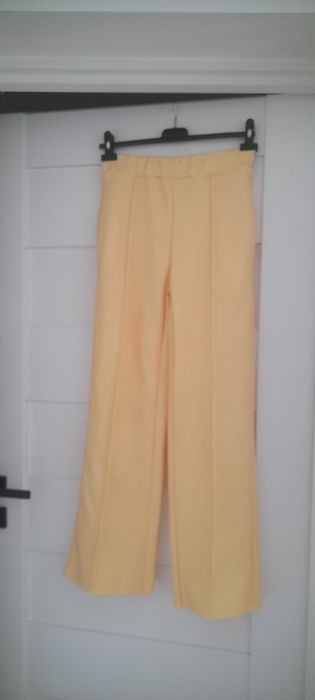 Dres dresy  masełko