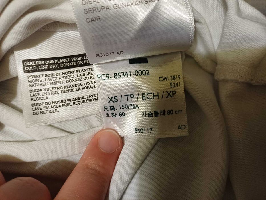 Biały t-shirt levis Levi's V-neck XS (dekolt w serek)