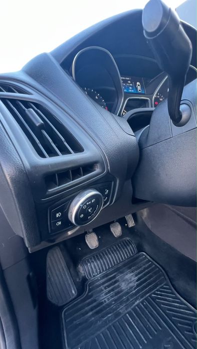 Продам ford focus 2015 без вкладень