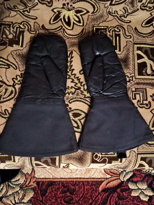 Продам рукавицы краги