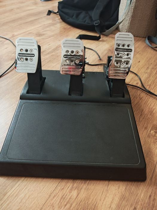 Kierownica Thrustmaster t300 rs gt + zmodyfikowane pedaly t3pa