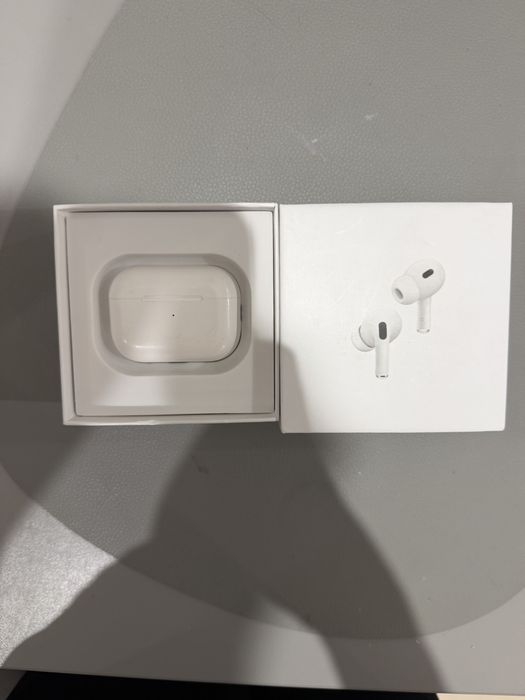 Air pods pro 2.