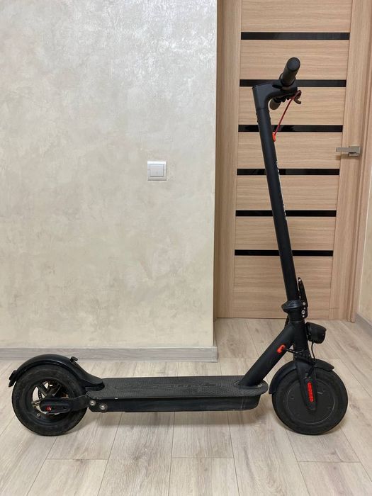 Електросамокат Модель 500W E-Crosser