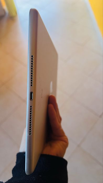 Ipad 5ª geração 128Gb com Entrada para SIM