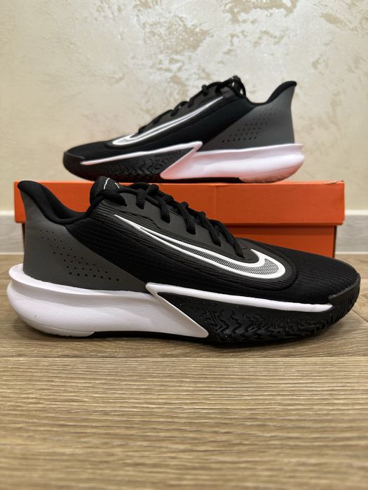 Кросівки Nike Precision 7 FN4322-005