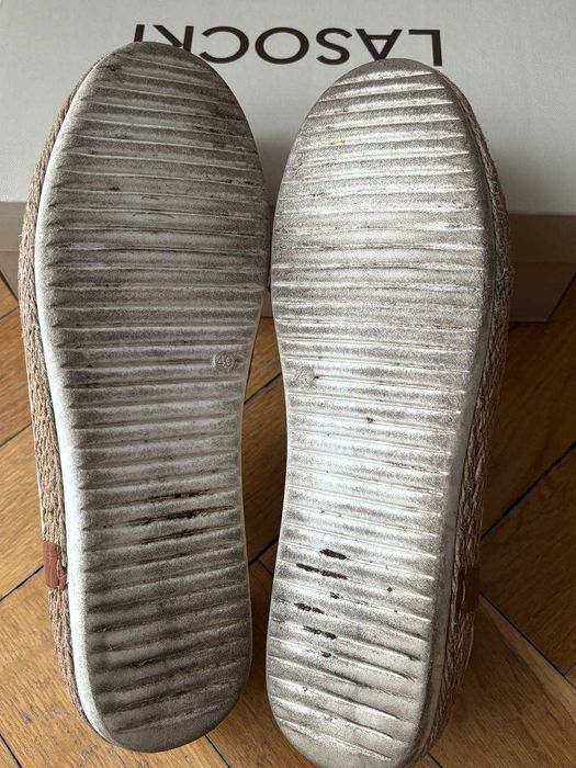 Skórzane półbuty LASOCKI – rozmiar 40