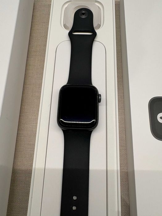 Apple iWatch SE como novo completo em caixa