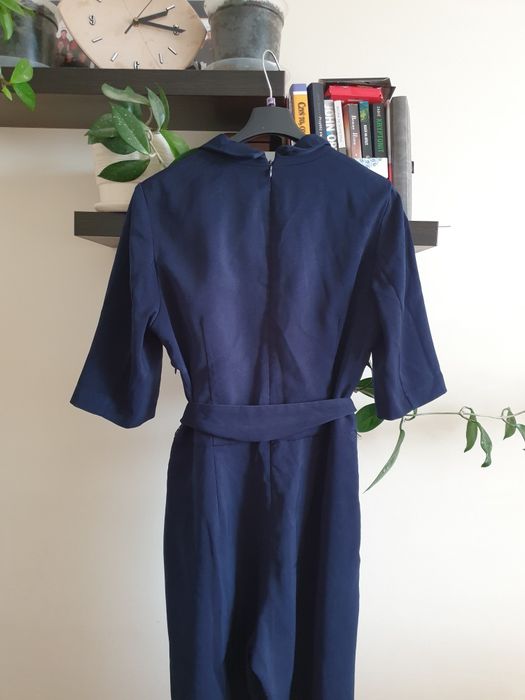 Elegancki kombinezon w kolorze kobaltu rozm.14