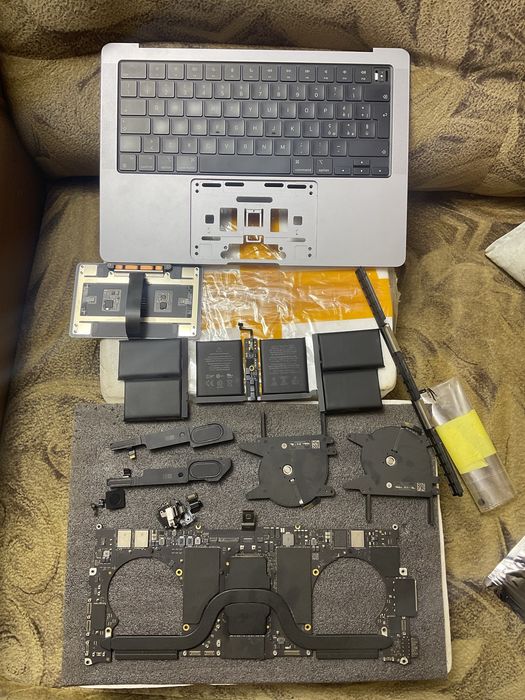 macbook pro m1 - купить запчасти для ноутбуков - Цена на OLX.ua