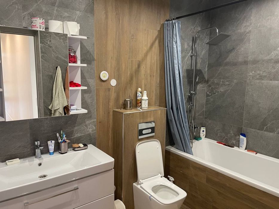 Здається будинок 130м2 з терасою 18м2, 6 сот., генератор, бассейн