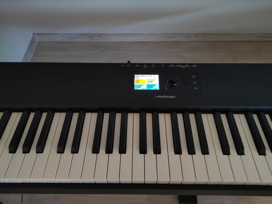 Klawiatura MIDI Studiologic SL88 Studio (stan idealny+statyw), Ważona.