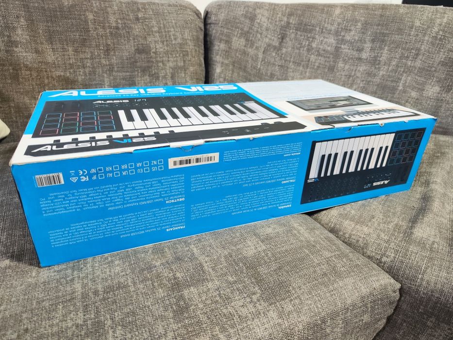 Alesis VI25 – Controlador MIDI 25 Teclas – Praticamente Novo + Caixa Original