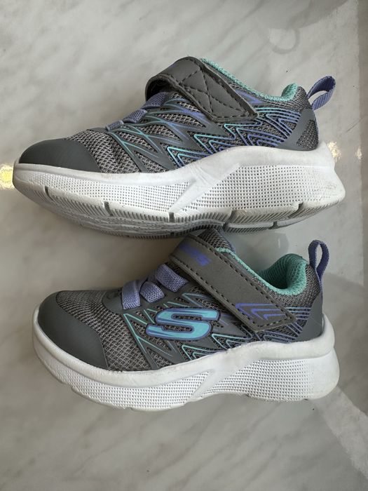 Кросівки adidas superstar, skechers