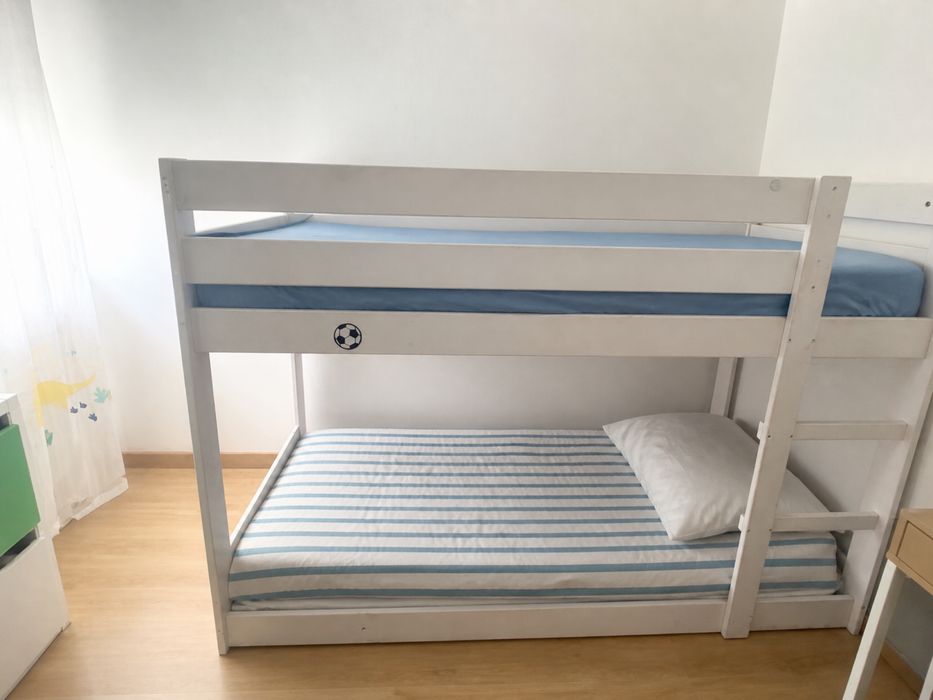 Beliche Montessori com estrado de ripas – Acabamento: Branco nórdico