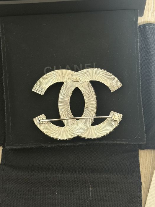 Alfinete Chanel original