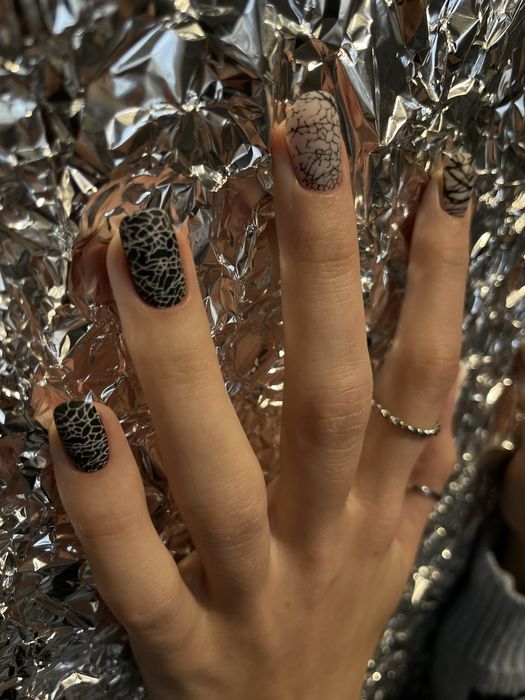 Моделі на манікюр. Манікюр з дизайном за мінімальну оплату