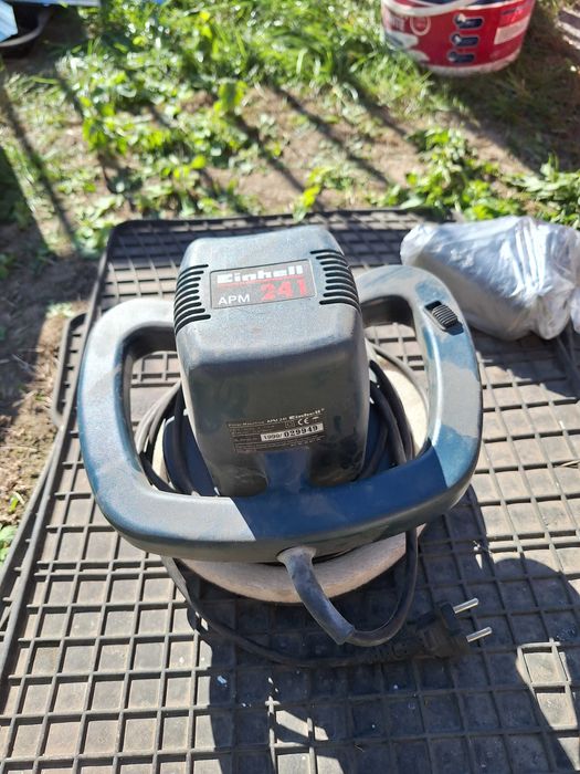 polerka samochodowa einhell  apm 241