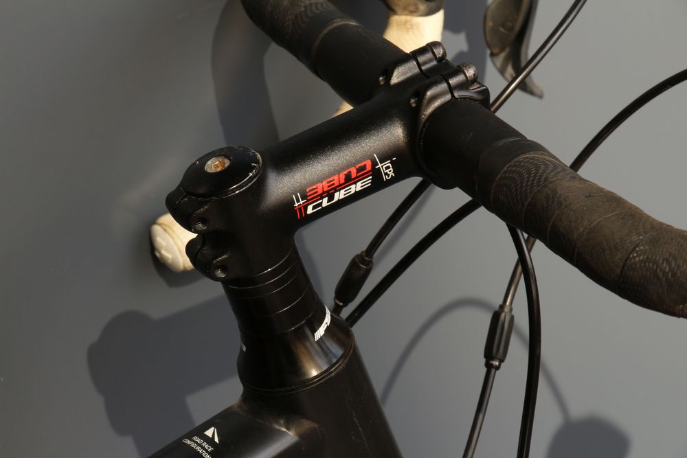 Шосейний велосипед Cube PELOTON