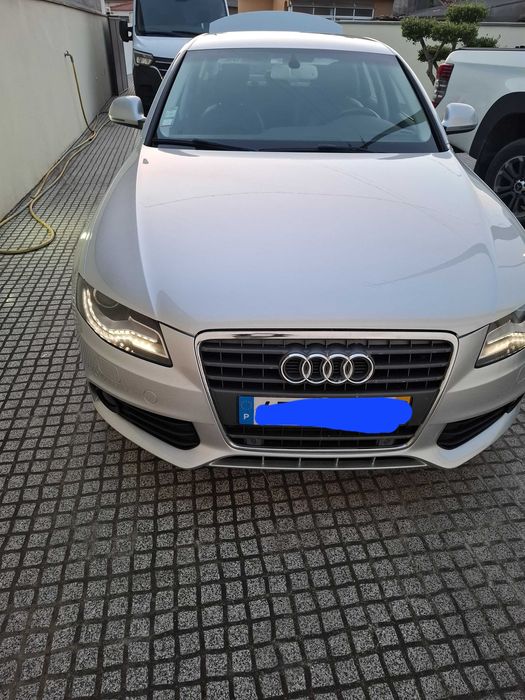 Audi A4 B8 2.0 TDI 143cv de 2008 excelente estado apenas 1 dono