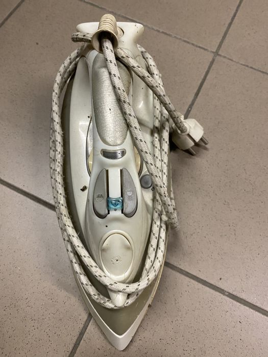 Утюг бытовой б/у Philips, Skarlett,