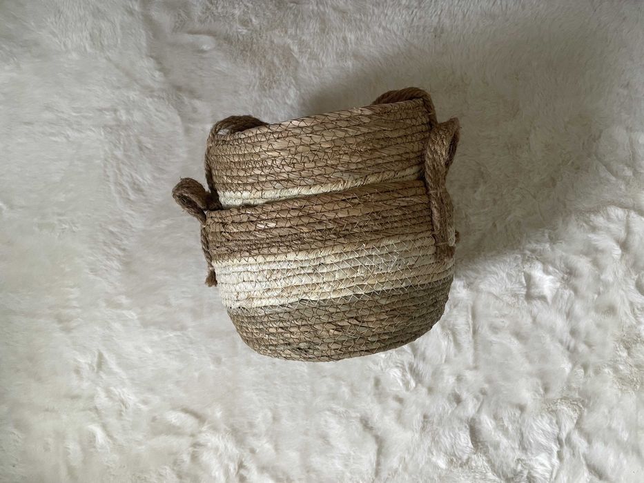 2 Cestos decorativos com asas 15€