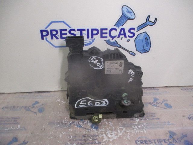 Fechadura / fecho porta frente direito FIAT Grande Punto (199_)