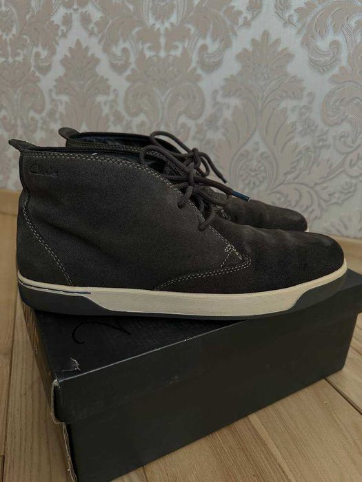 Ботинки оригинал Clarks Chukka черевики