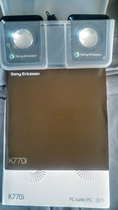 Sony Ericsson K 770i + dużo  akcesoriów