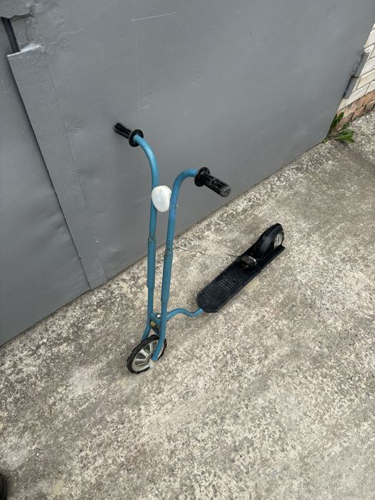 Дитячий металевий самокат