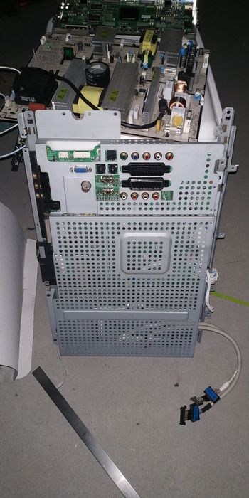 Sprzedam podstawę i inne części Samsung