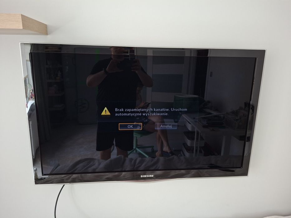 *** Telewizor Samsung LE46C650 plus uchwyt ścienny ***