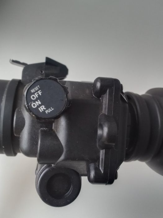 Продам Бинокуляр ночного видения