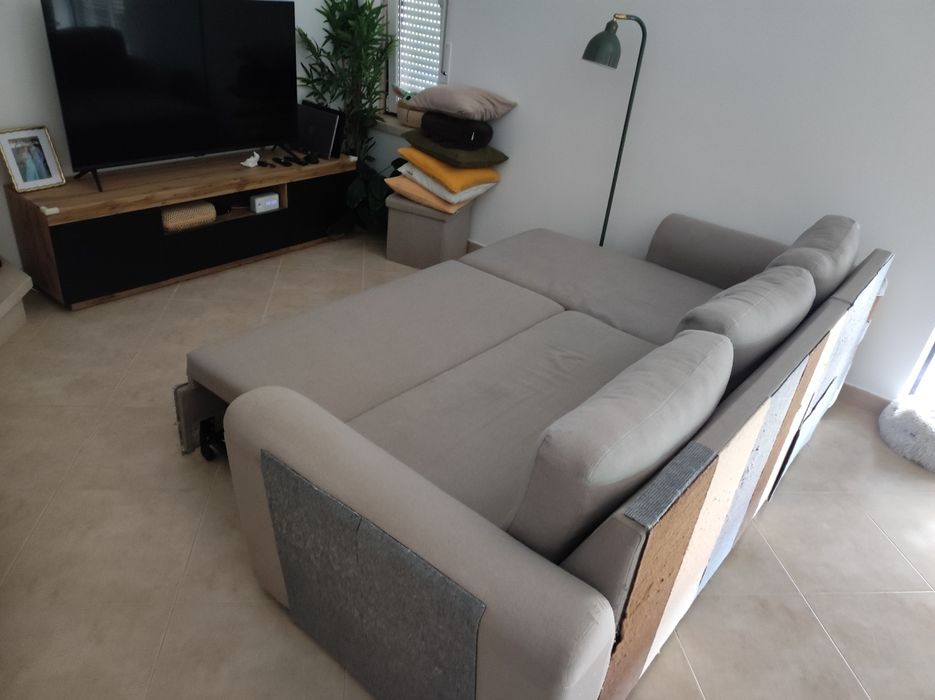 Sofá-cama cinzento 2 metros