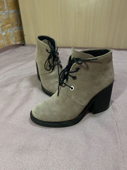 Ботільйони замшеві