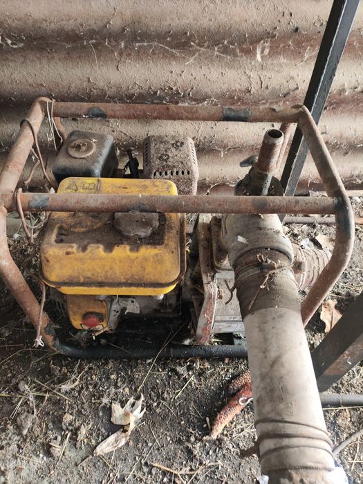 Помпа водяна б/у