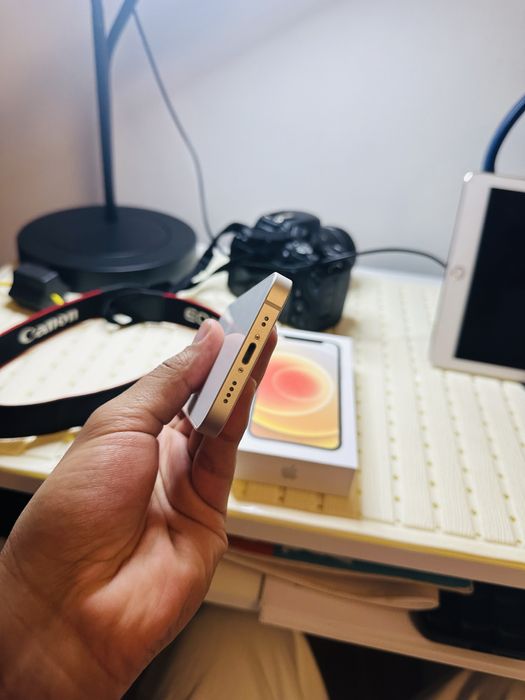 Iphone 12 mini  branco