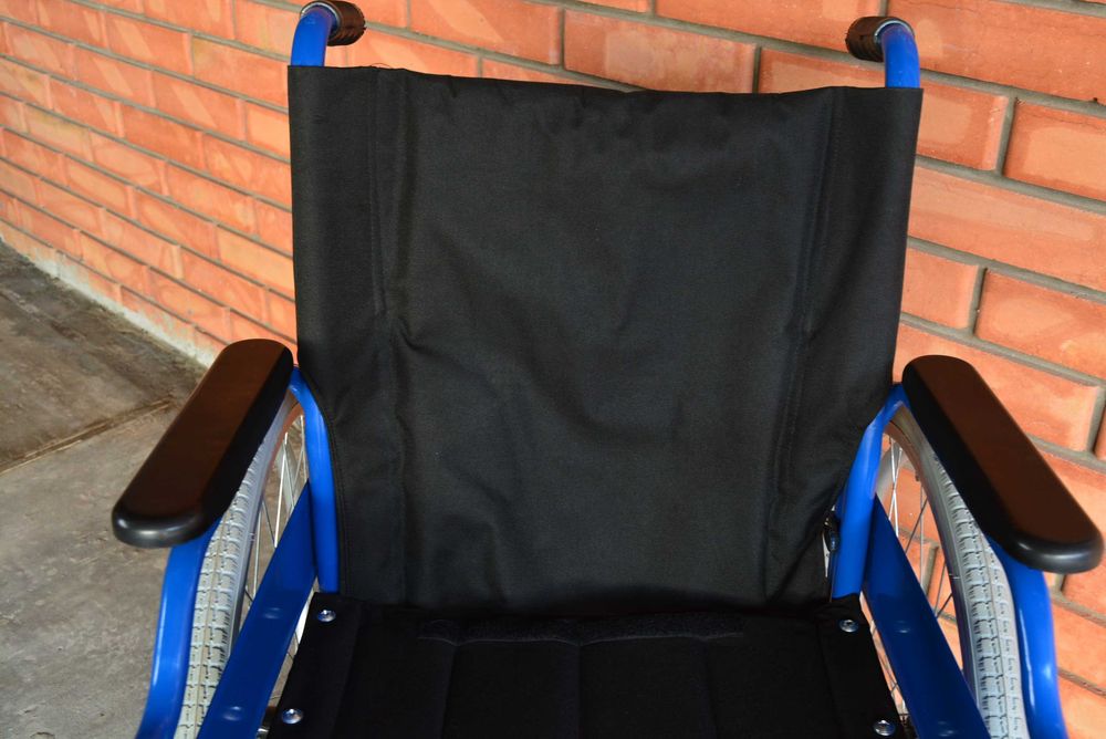 Інваліднє крісло (візок)