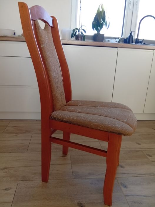 Krzesełka tapicerowane