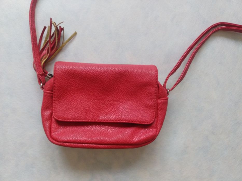 Сумочка женская красная