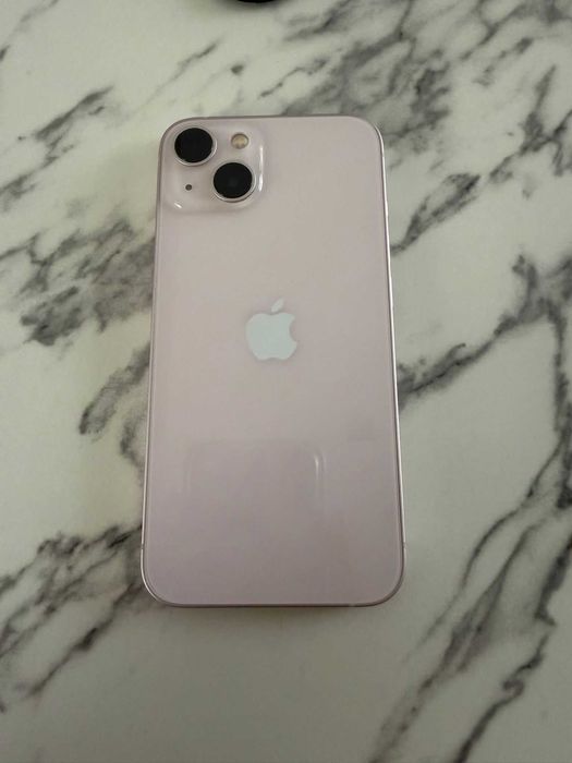 iPhone 13 Rosa 128GB – Bom estado