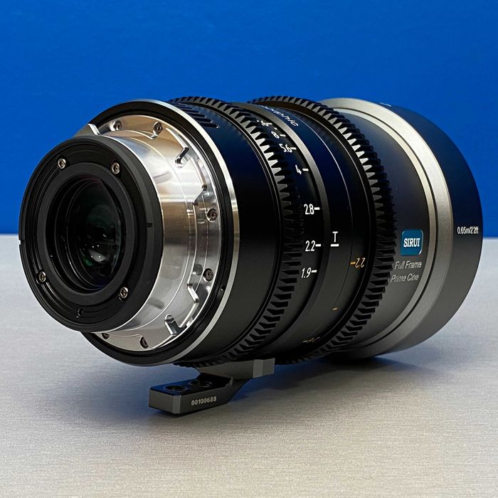 SIRUI IronStar 45mm T1.9 1.5X Anamorphic | PL-Mount | Canon EF | NOVA