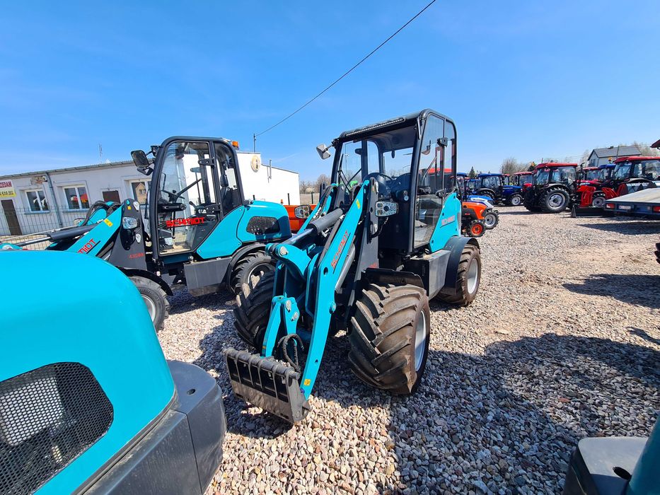 Ładowarka przegubowa SCHMiDT 4365A/udźwig 2500 kg/KUBOTA 65KM/4x4 Nowa