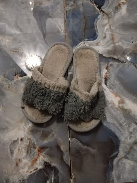 Domowe kapcie damskie