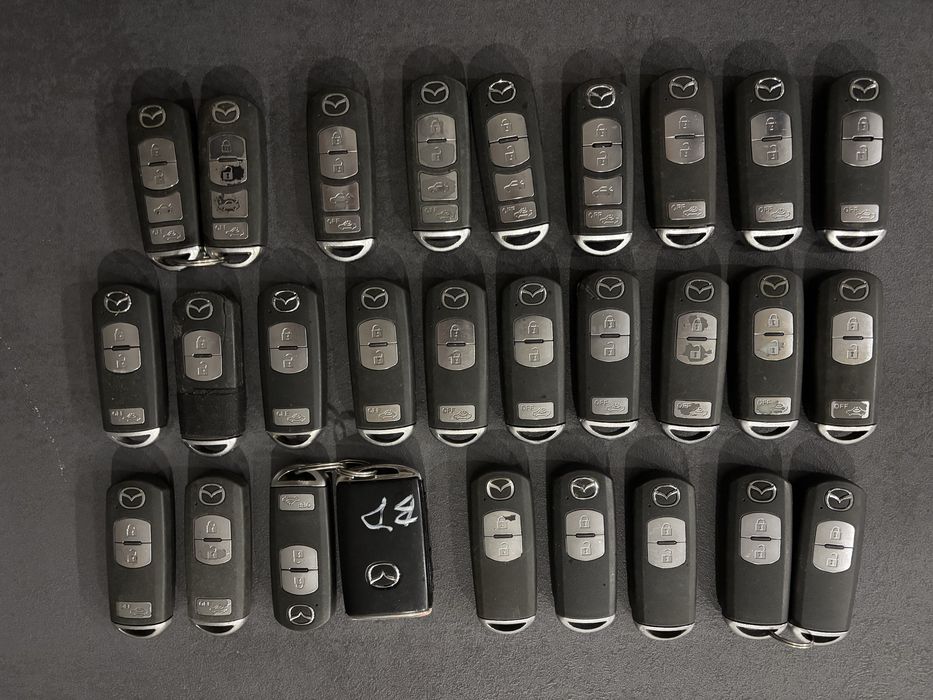 Kluczyk pilot Mazda GJ BM BN BP CX3 CX30 CX5