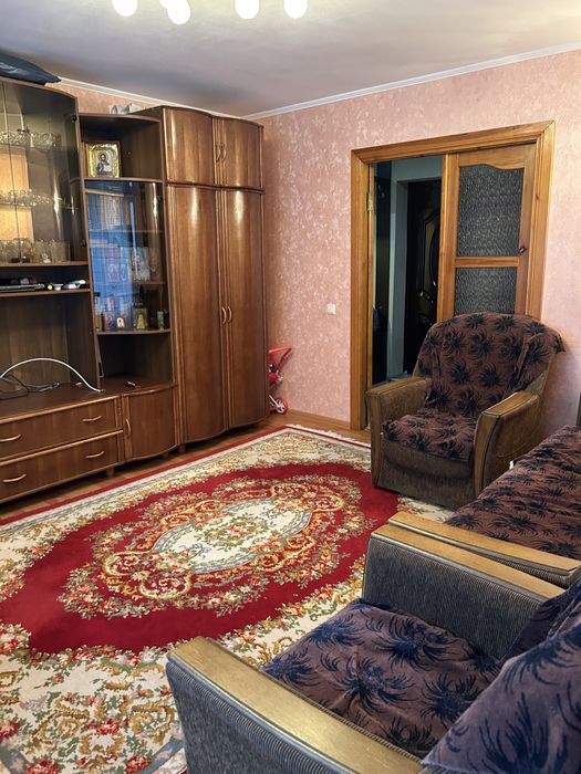 Продаємо 2 кімн. квартиру Героїв Маріуполя Мебльована