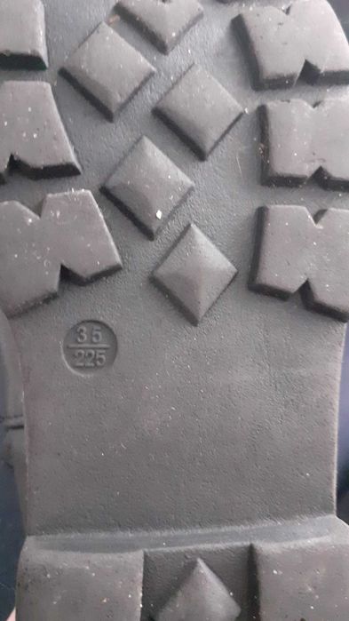Kozaki dziewczęce 35 wkł 22,5 cm