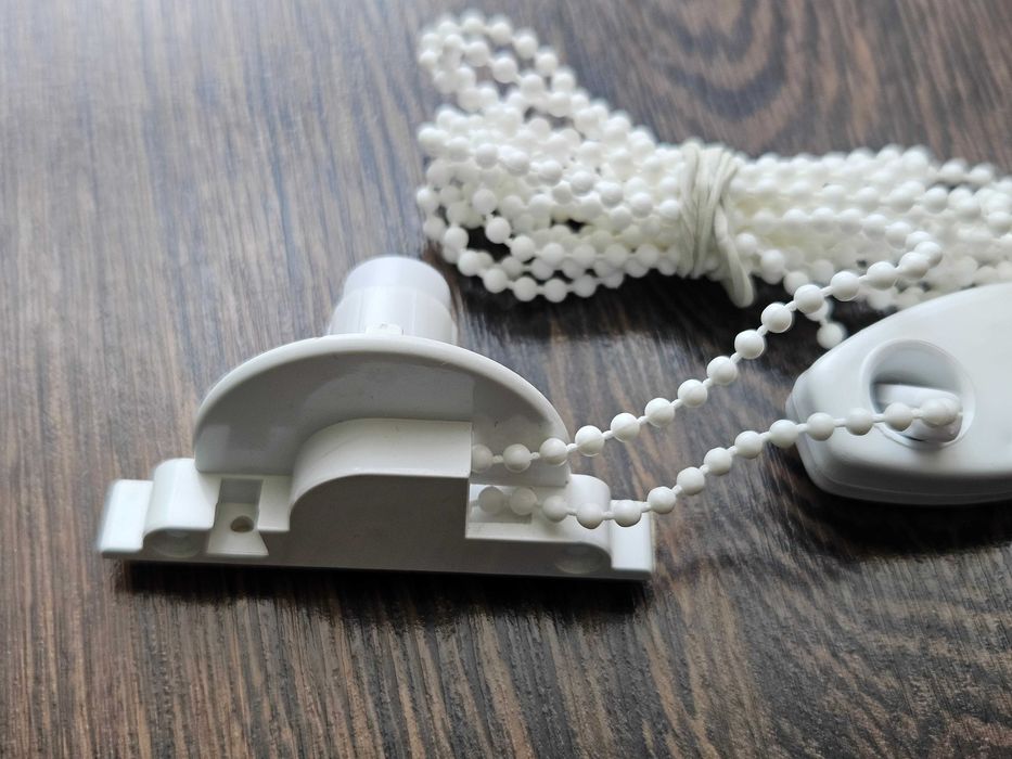 Mechanizm LEWY do rolet w kasecie Prestiż PCV NOWY BIAŁY Starszy typ