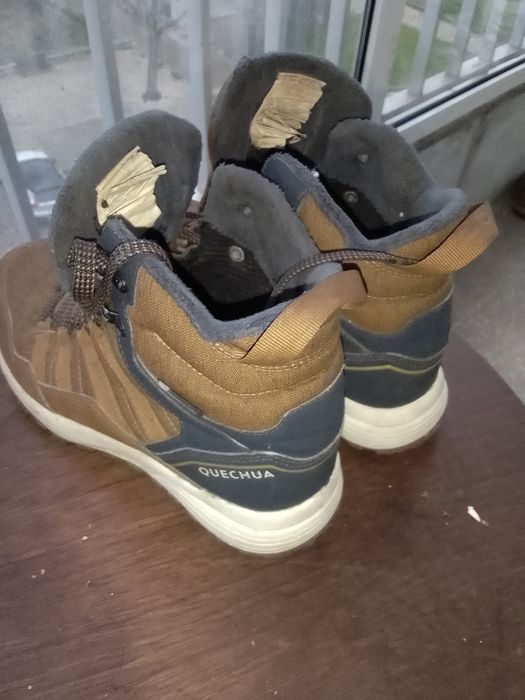 Tênis Quechua tamanho 40
