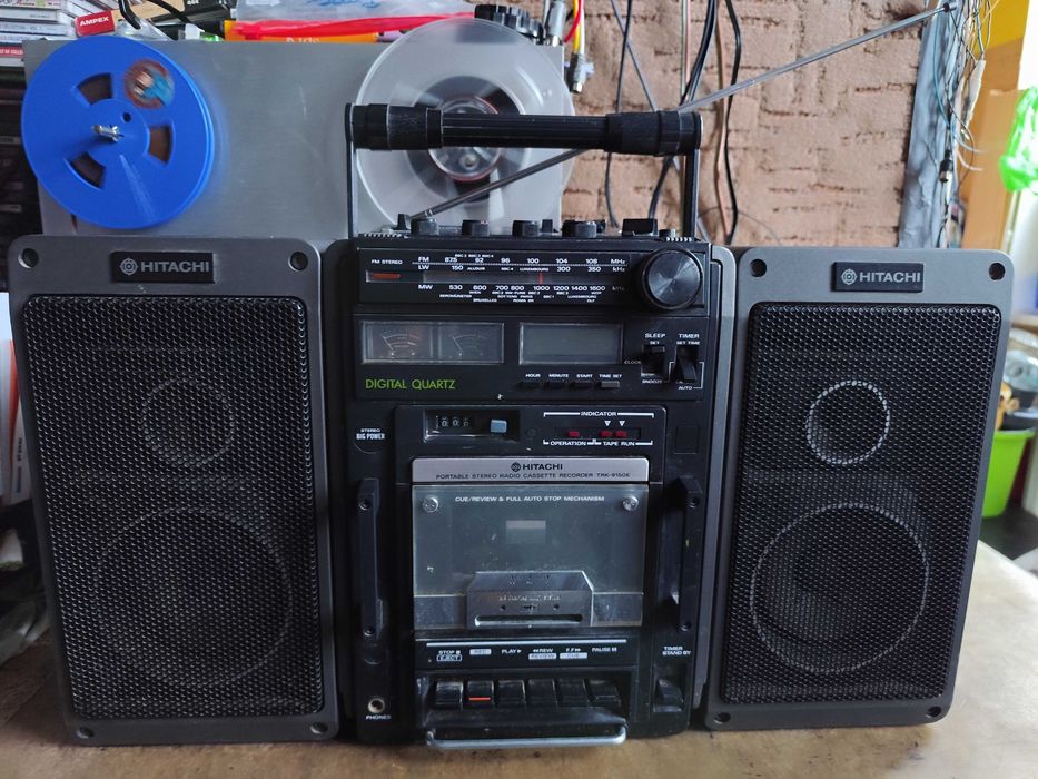 radiomagnetofon Hitachi TRK-9150E